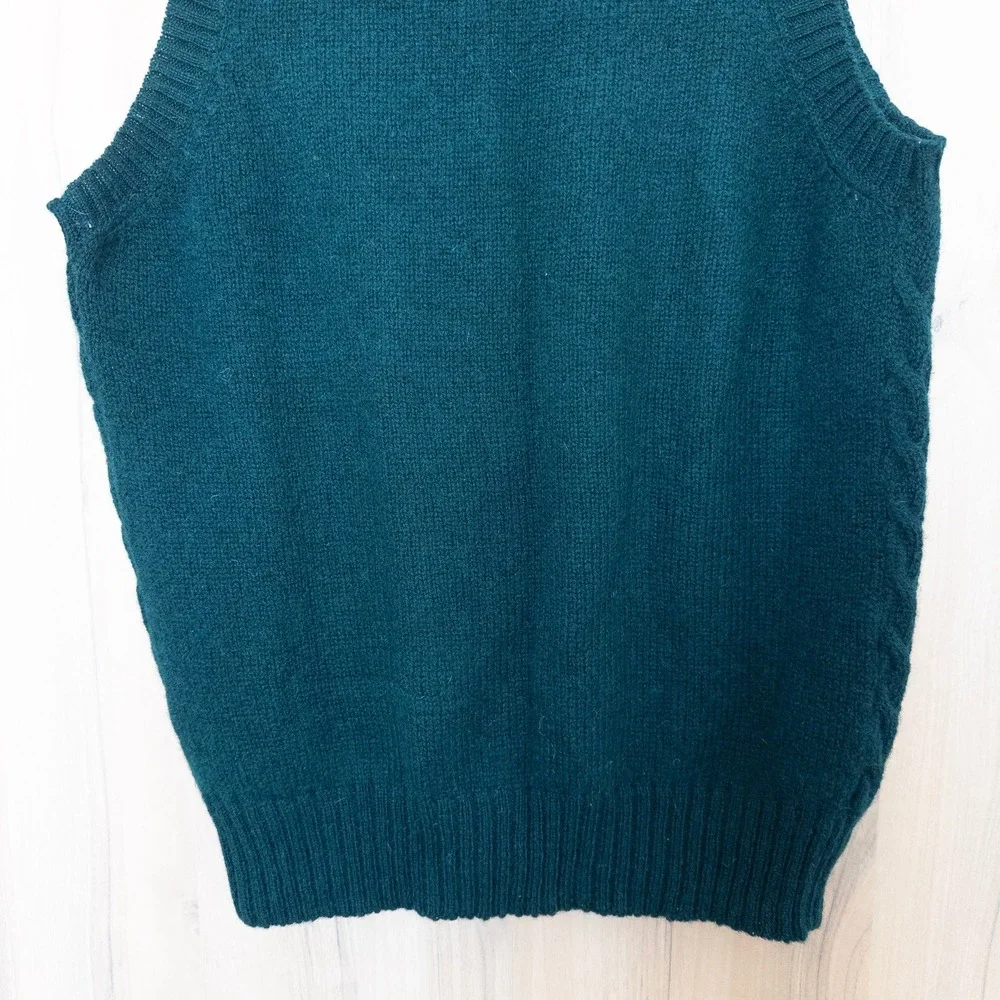 VTG‎ Club Shop Mens Cable Knit Sweater Vest Size M Dark Green Preppy Old Money